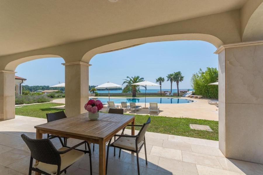 Sea View Residence Lovrečica Exterior foto