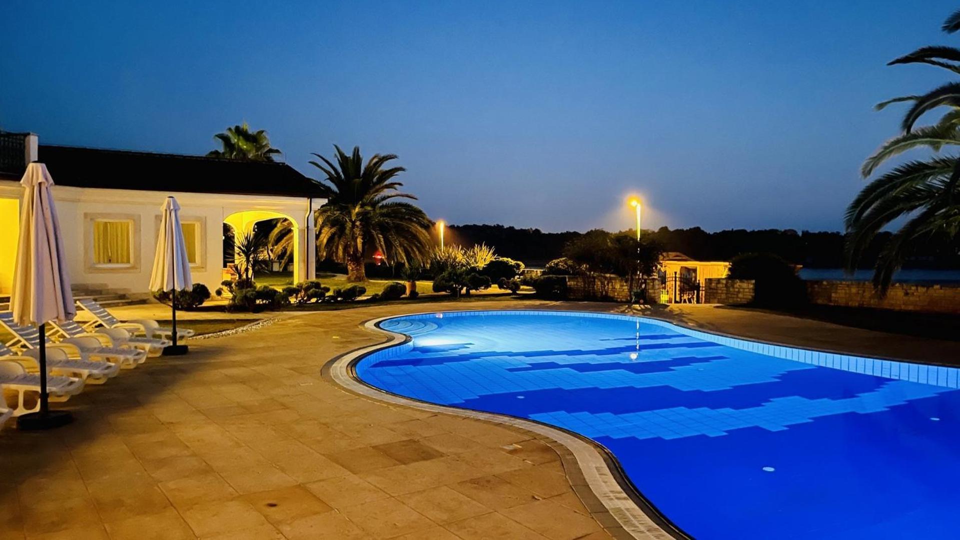 Sea View Residence Lovrečica Exterior foto