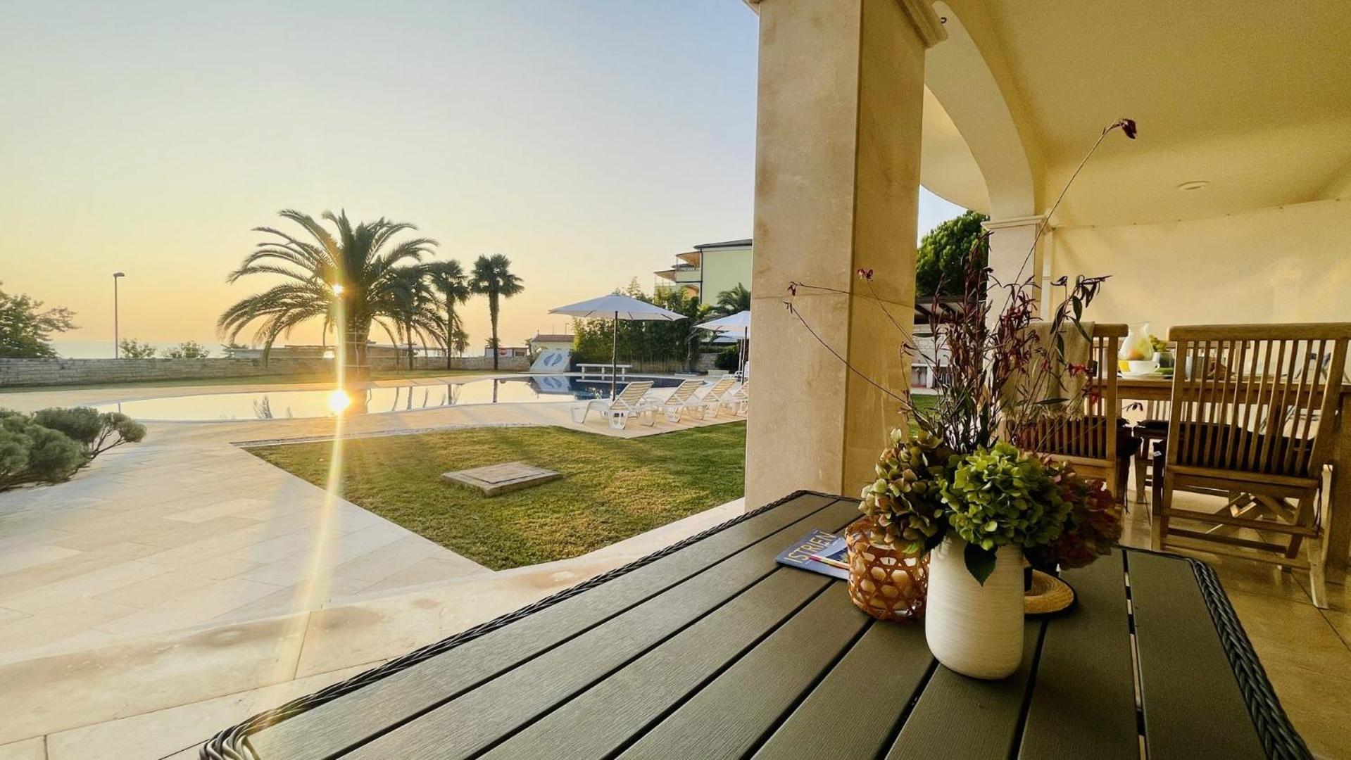 Sea View Residence Lovrečica Exterior foto