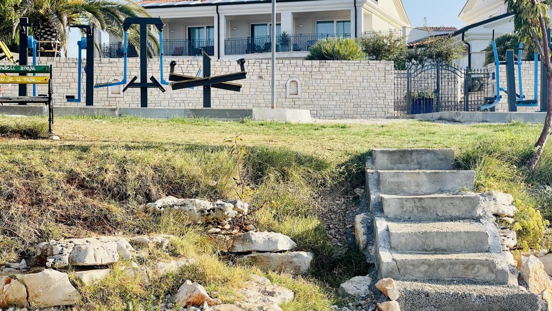 Sea View Residence Lovrečica Exterior foto