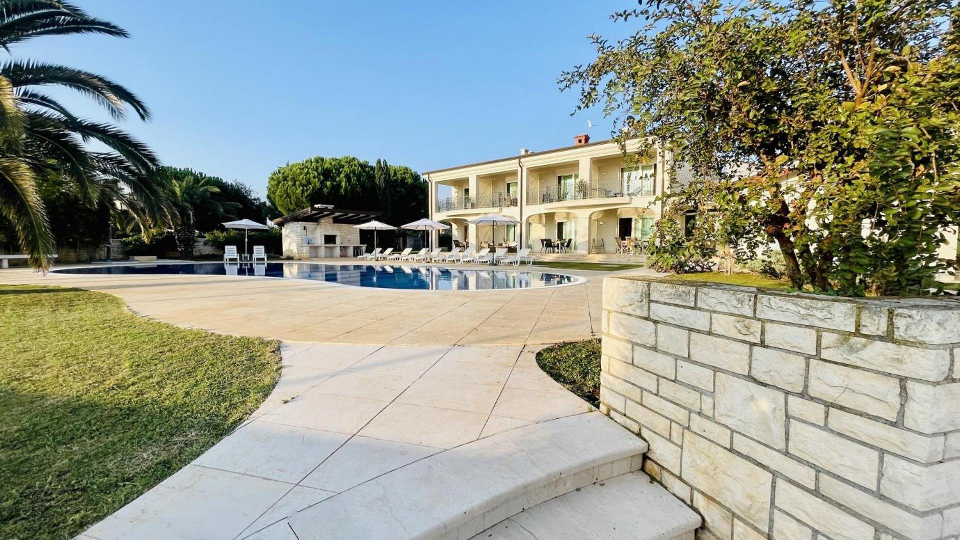 Sea View Residence Lovrečica Exterior foto