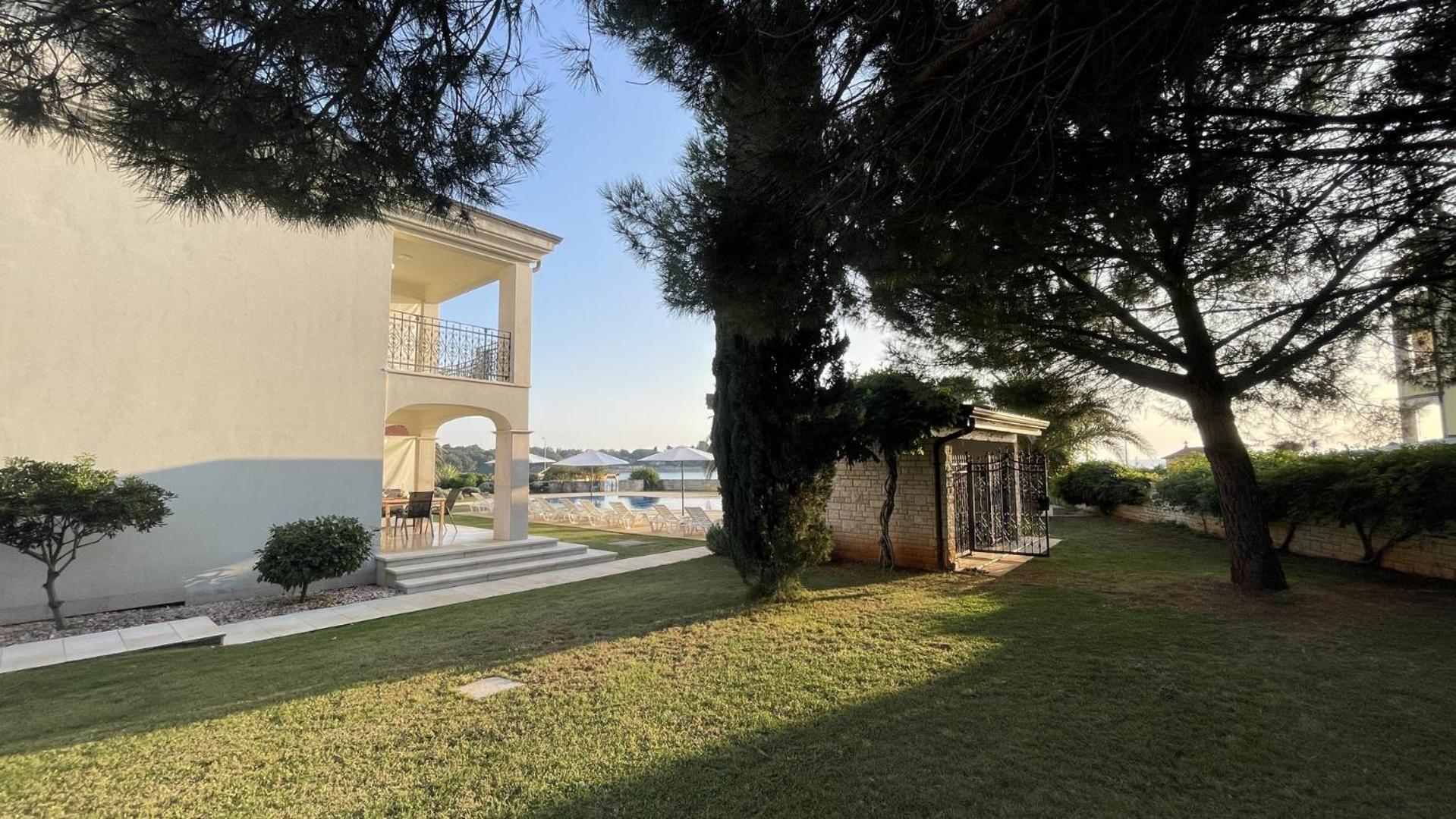 Sea View Residence Lovrečica Exterior foto