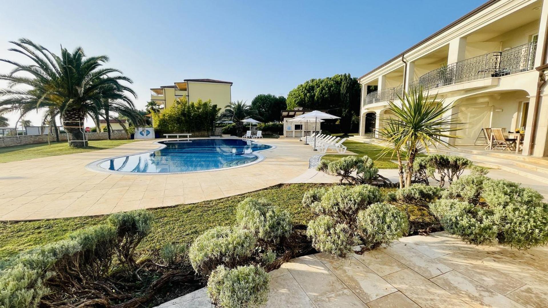 Sea View Residence Lovrečica Exterior foto