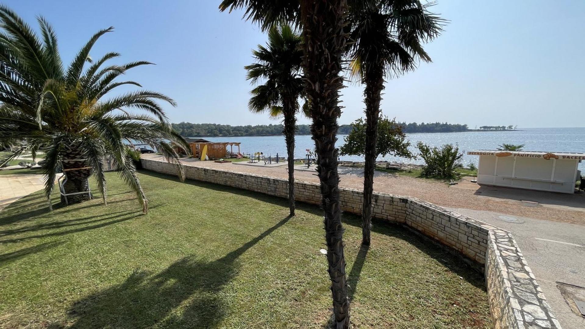 Sea View Residence Lovrečica Exterior foto