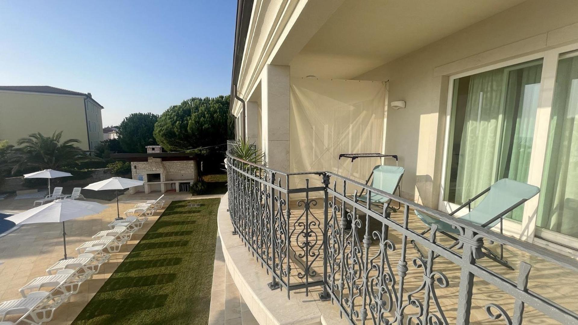 Sea View Residence Lovrečica Exterior foto